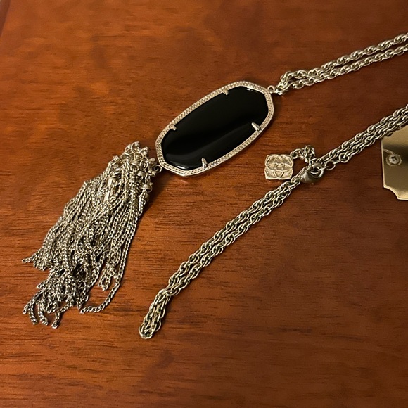Kendra Scott Dani earrings and Tassel Necklace Set!  Black and Gold - Picture 7 of 9